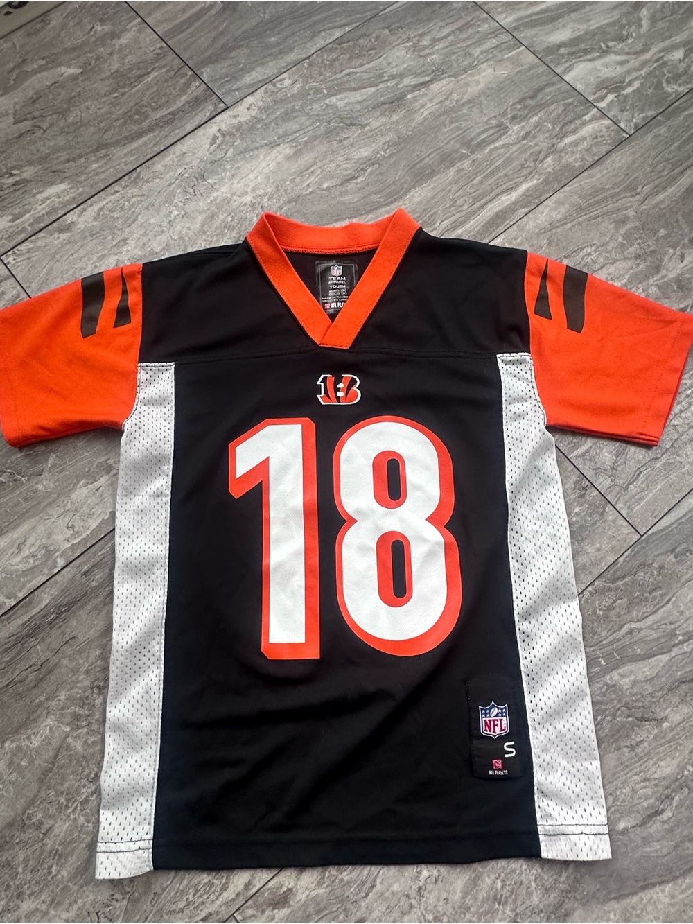 AJ Green #18 Cincinnati Bengals Youth Small NFL Team Apparel Jersey Black
